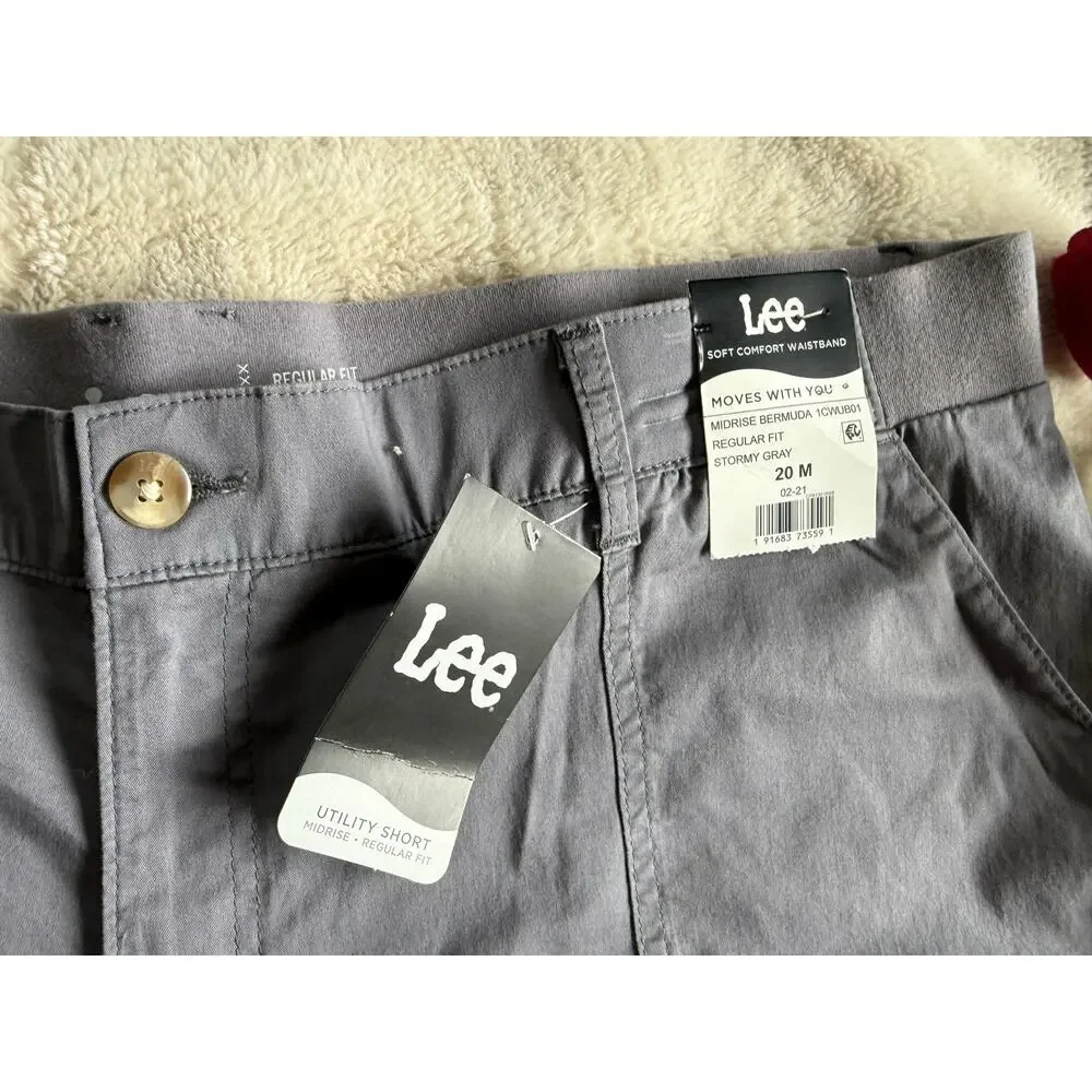 Lee step into